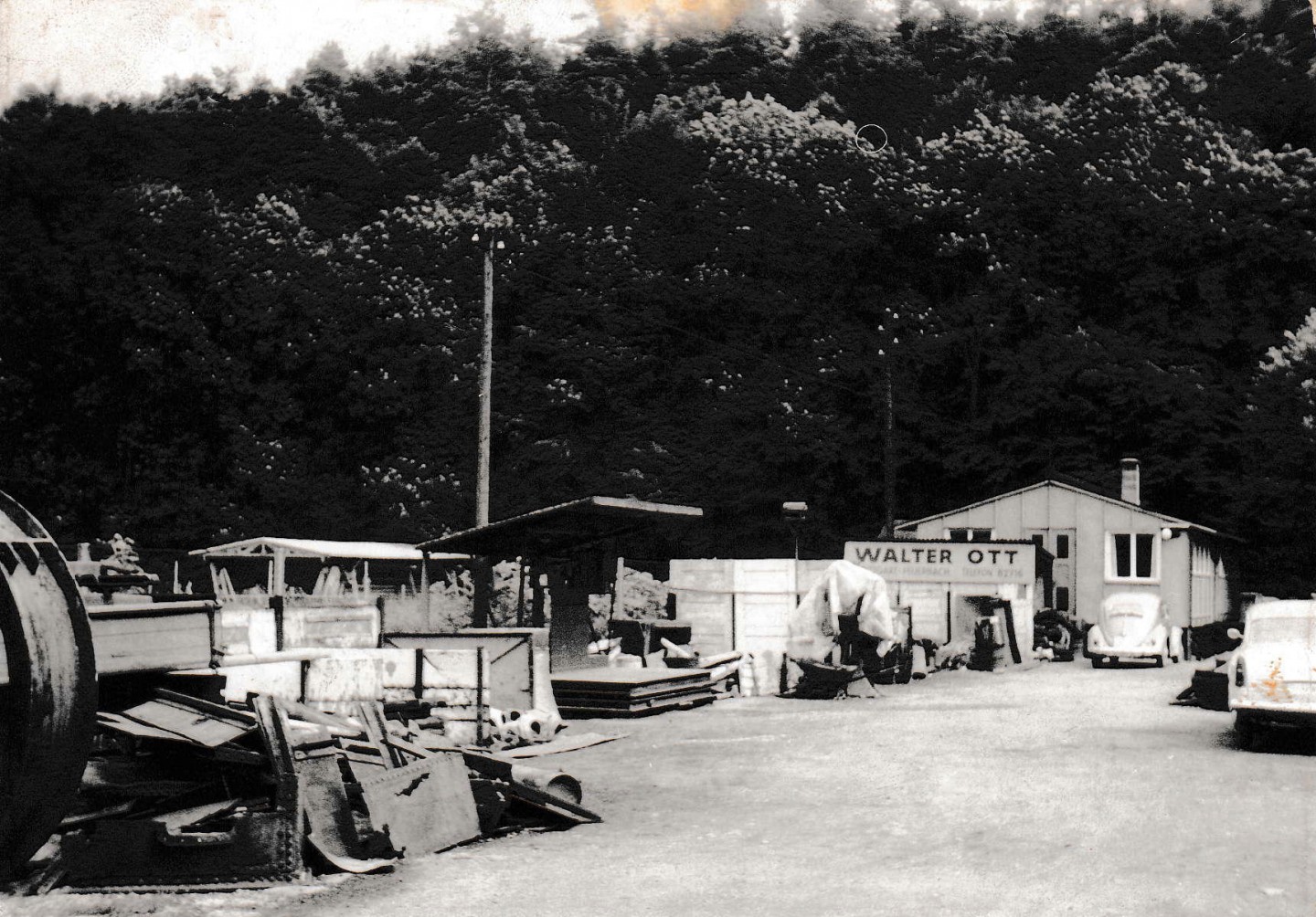 Die Walter Ott Rohstoff-Recycling GmbH ist ein Handels- und Entsorgungsdienstleistungsunternehmen für Eisenschrott und Metallschrott. 1956_Ott_Feuerbach